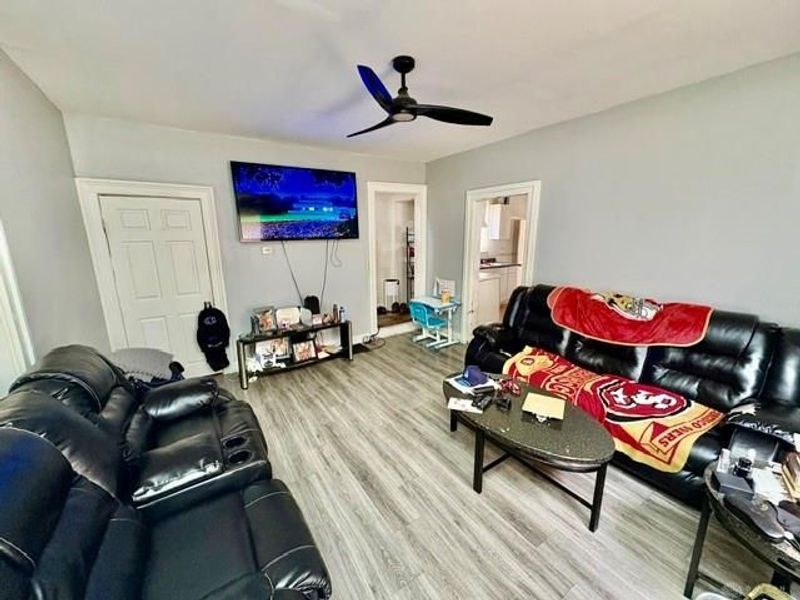 402 W Johnny Lytle Avenue, Springfield, OH 45506 Photo 5