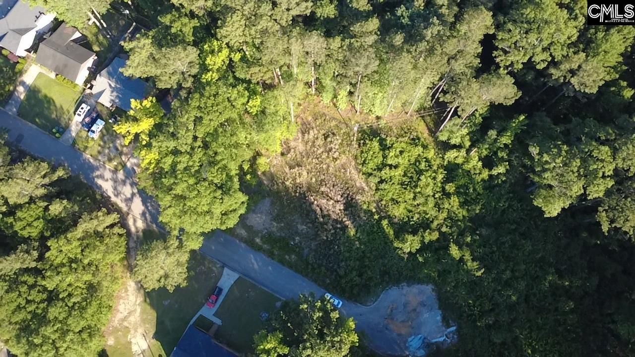 1012 Chartel Circle  Photo 5