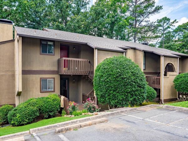 508 Green Mountain Circle, Little Rock, AR 72211