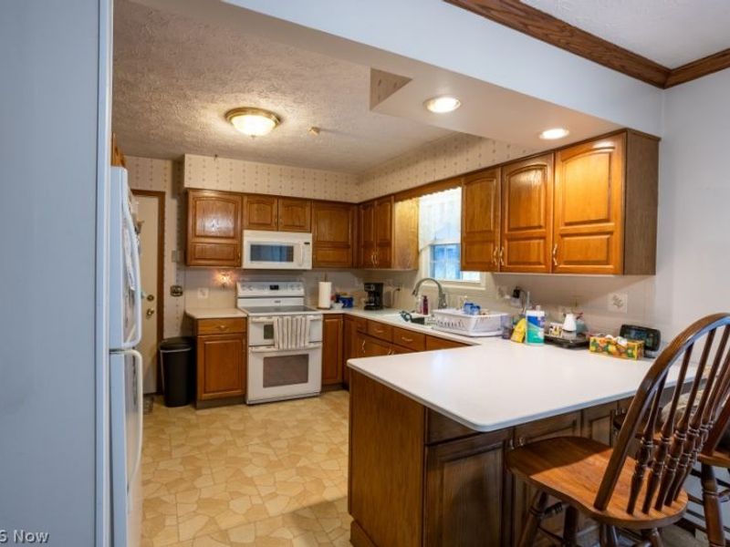 8639 Candlewood Avenue NW, North Canton, OH 44720 Photo 10