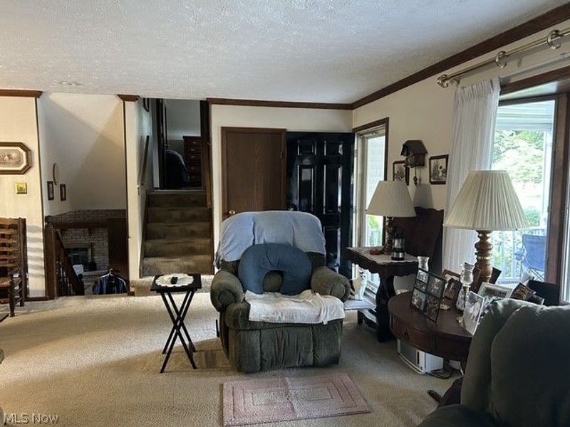 8639 Candlewood Avenue NW, North Canton, OH 44720 Photo 3