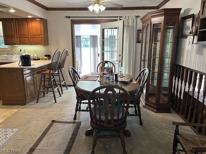 8639 Candlewood Avenue NW, North Canton, OH 44720 Photo 5