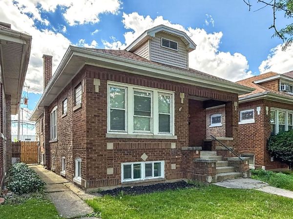 2426 N Neva Avenue , Chicago, IL 60707
