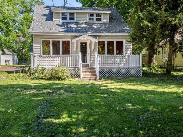 15240 9th Avenue N, Plymouth, MN 55447