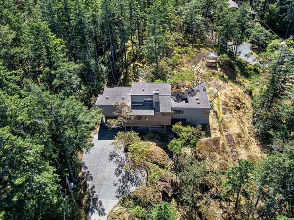 260 Moss Hill Pl , Metchosin, BC V9C 3Z2
