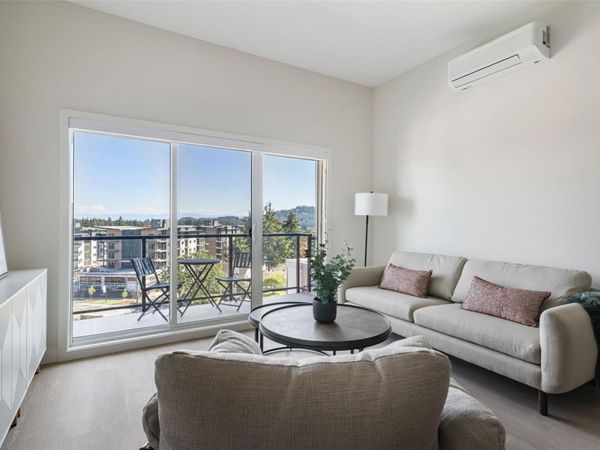777 Station Ave , Unit #407, Langford, BC V9B 2S1