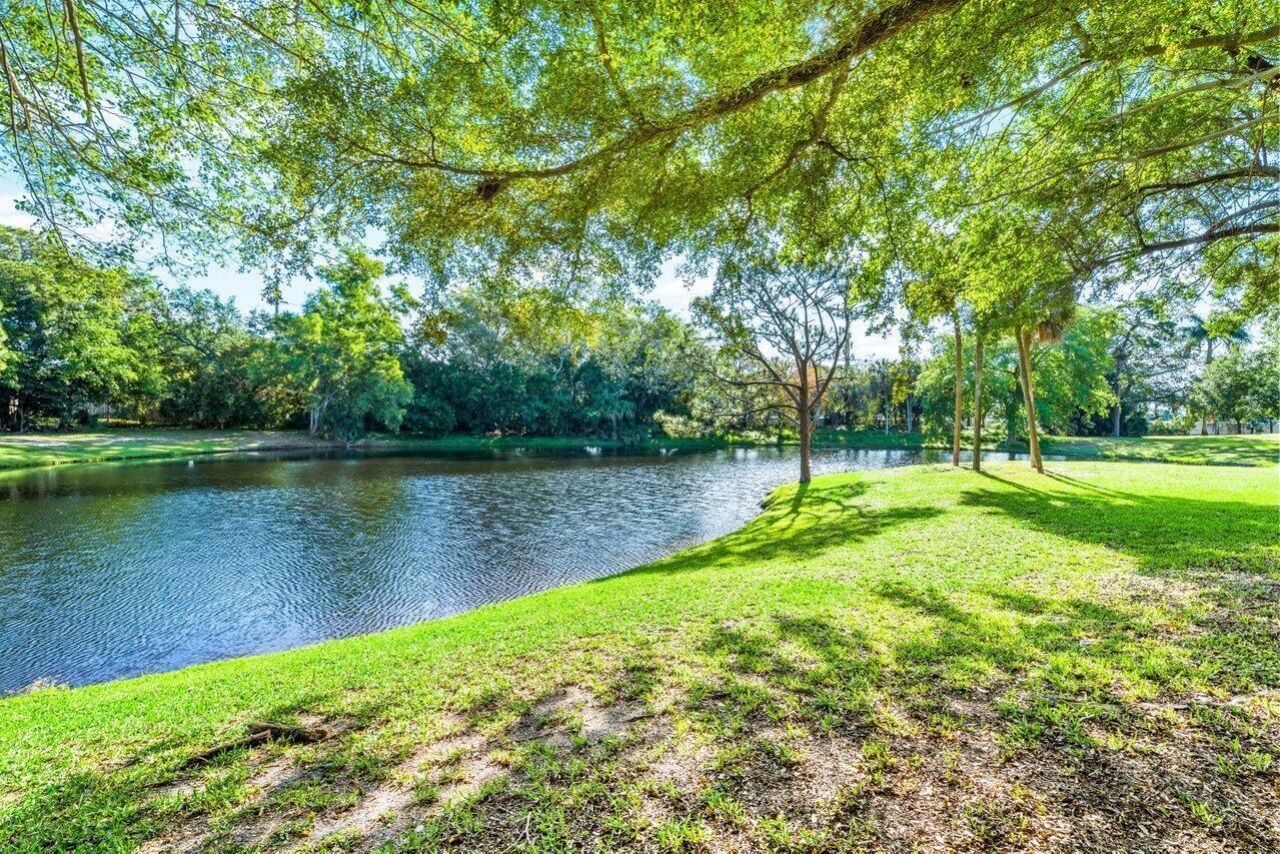 5087 Oakhill Lane, Delray Beach, FL 33484 Main Photo
