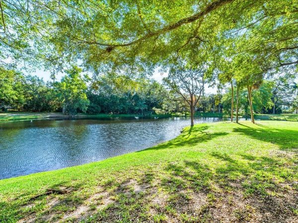 5087 Oakhill Lane, Delray Beach, FL 33484