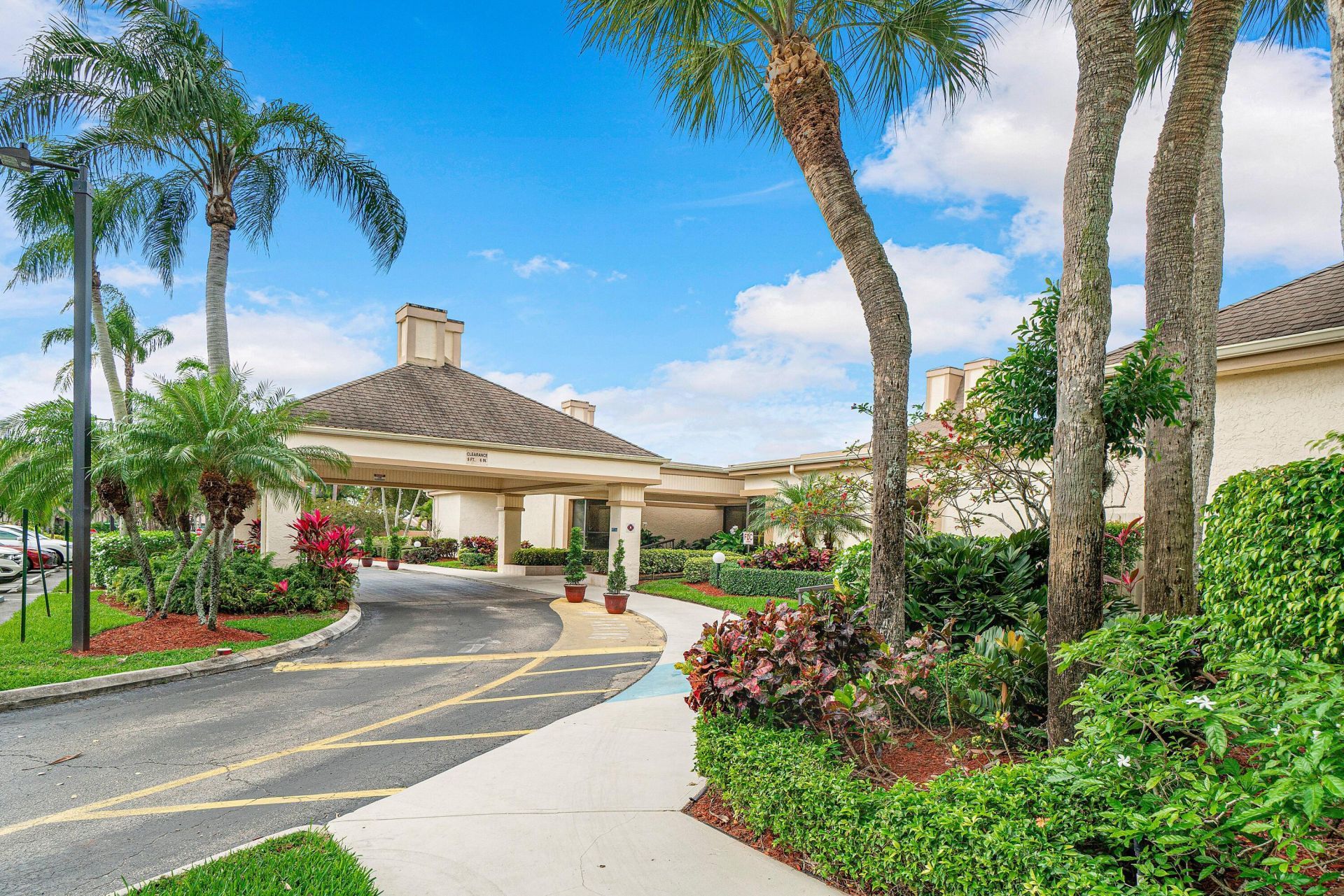 5087 Oakhill Lane, Delray Beach, FL 33484 Photo
