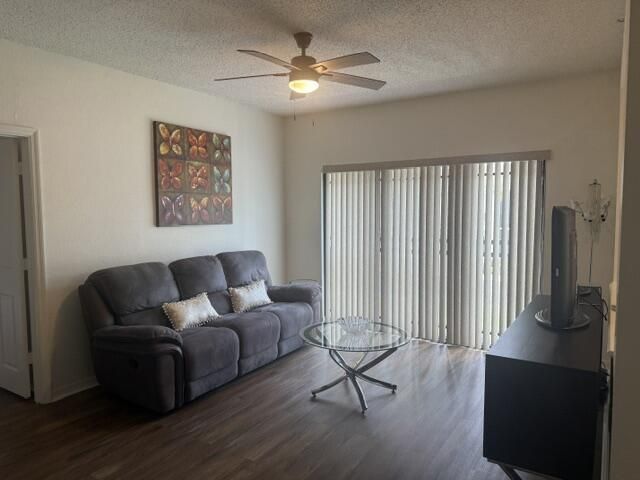 2804 Sarento Place, Unit 107, Palm Beach Gardens, FL 33410 Photo