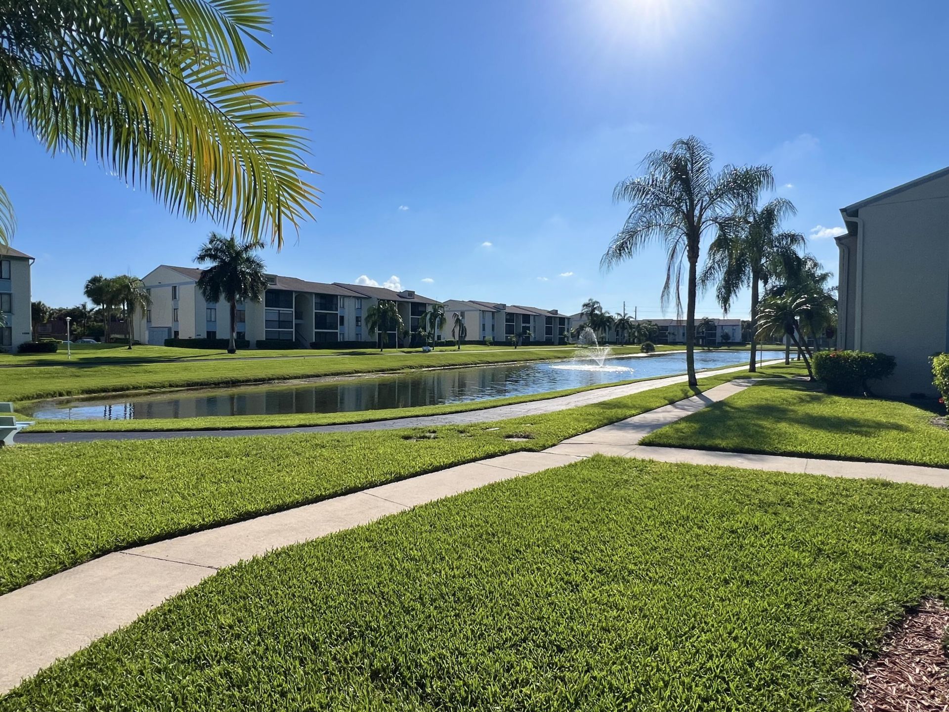 1104 Green Pine Boulevard, Unit G1, West Palm Beach, FL 33409 Photo