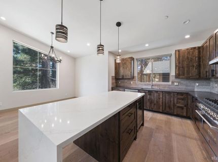 847 Cirugu Street, South Lake Tahoe, CA 96150 Photo
