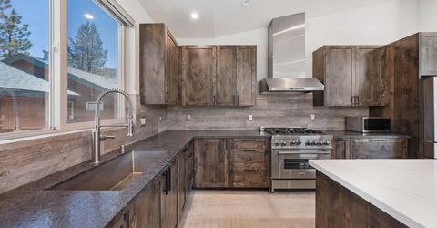 847 Cirugu Street, South Lake Tahoe, CA 96150 Photo