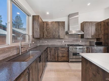 847 Cirugu Street, South Lake Tahoe, CA 96150 Photo
