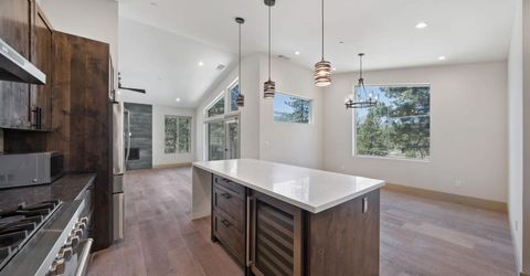 847 Cirugu Street, South Lake Tahoe, CA 96150 Photo