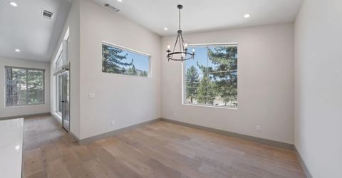847 Cirugu Street, South Lake Tahoe, CA 96150 Photo