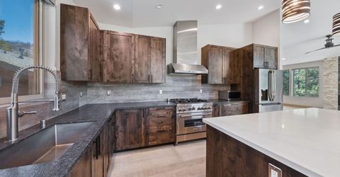 847 Cirugu Street, South Lake Tahoe, CA 96150 Photo