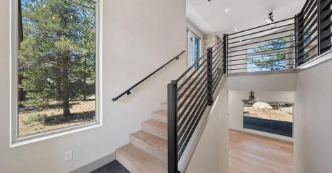 847 Cirugu Street, South Lake Tahoe, CA 96150 Photo