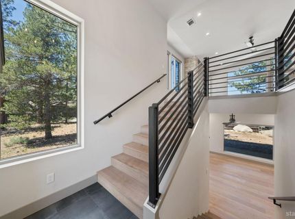 847 Cirugu Street, South Lake Tahoe, CA 96150 Photo