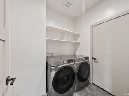 847 Cirugu Street, South Lake Tahoe, CA 96150 Photo