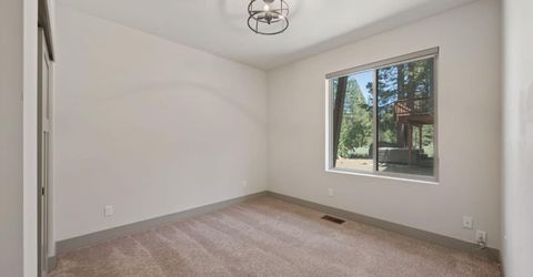847 Cirugu Street, South Lake Tahoe, CA 96150 Photo