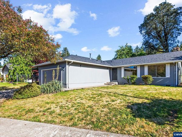 361 West Pine St, Sweet Home, OR 97386
