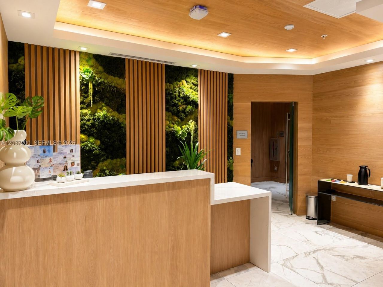 90 SW 3rd St , Unit 4303, Miami, FL 33130 Photo