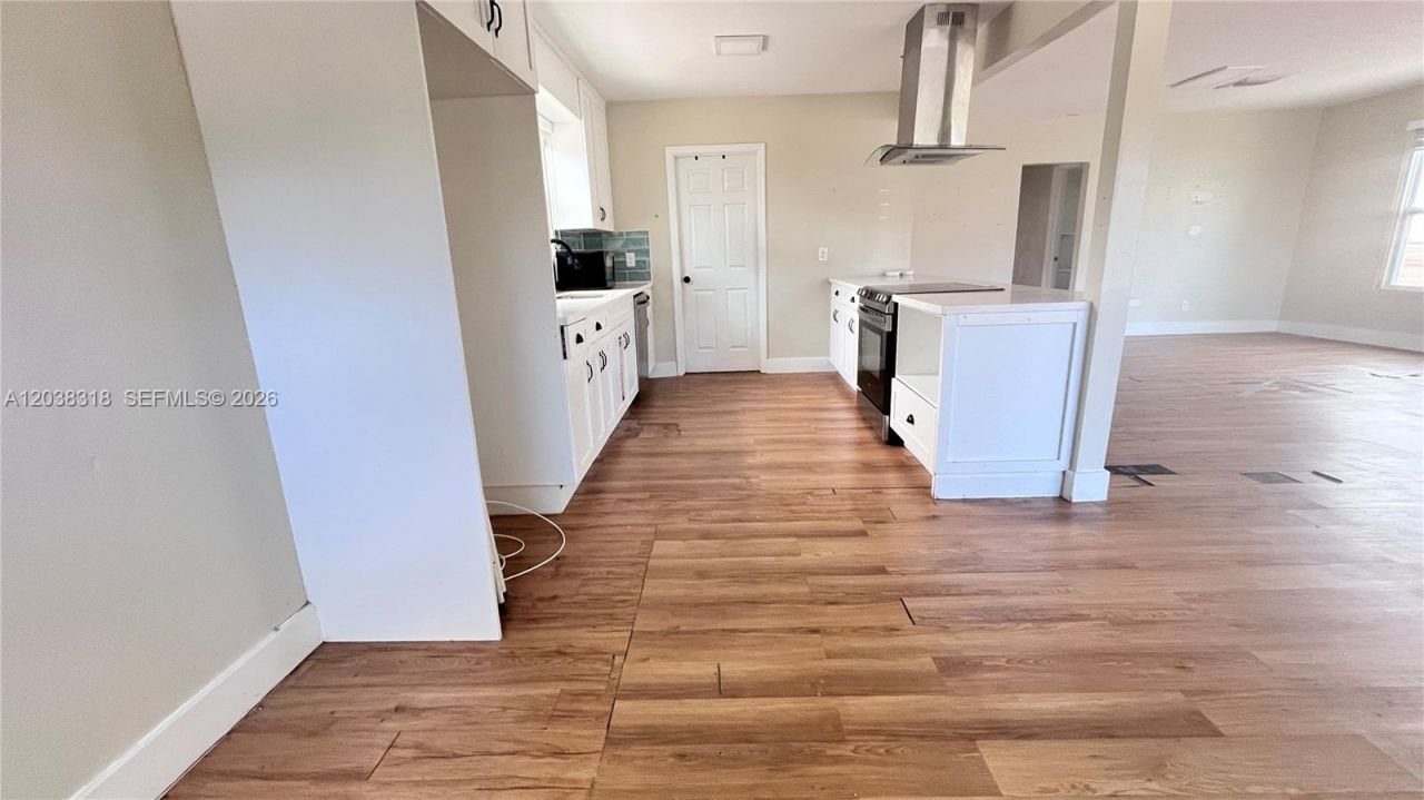 1031 Hollywood Blvd , Hollywood, FL 33019 Photo