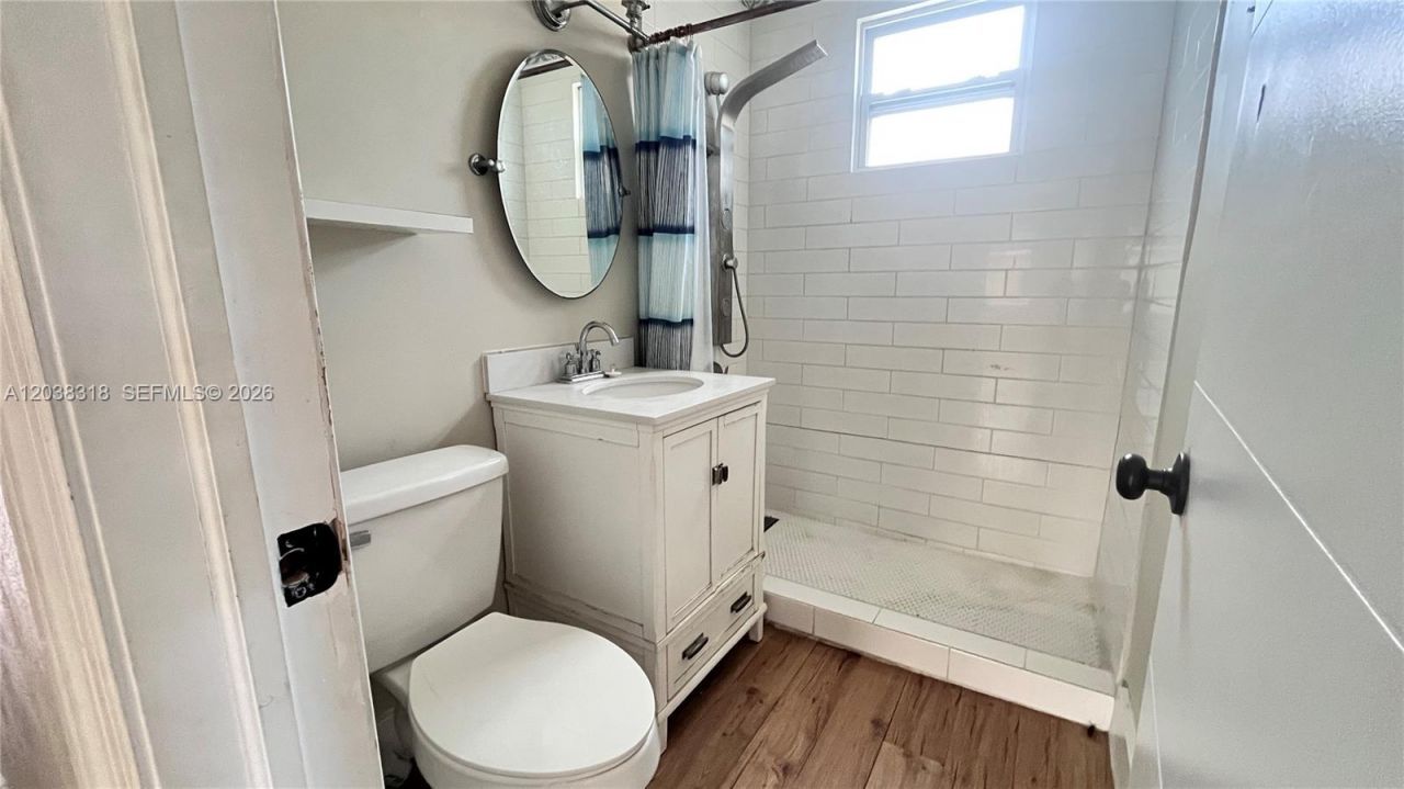 1031 Hollywood Blvd , Hollywood, FL 33019 Photo