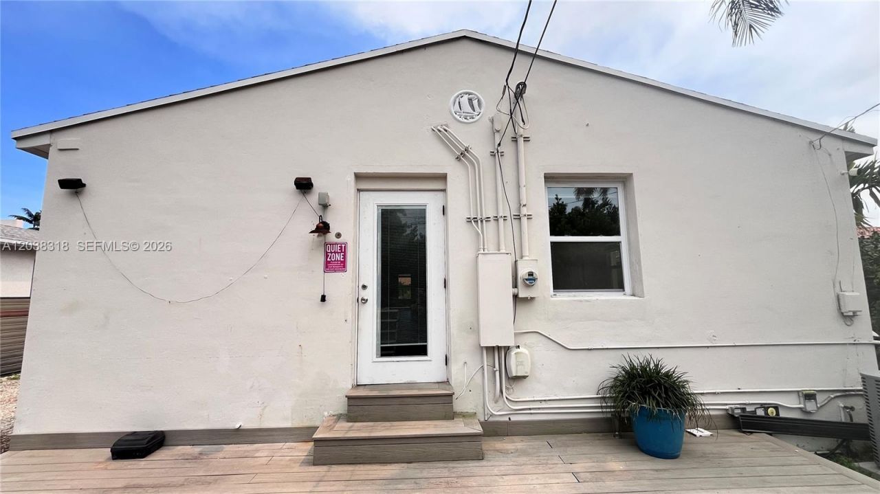 1031 Hollywood Blvd , Hollywood, FL 33019 Photo