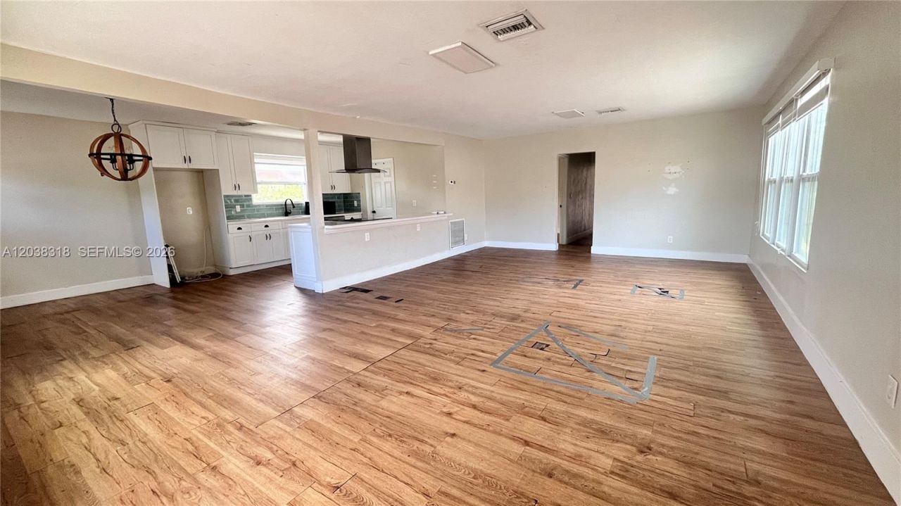 1031 Hollywood Blvd , Hollywood, FL 33019 Photo