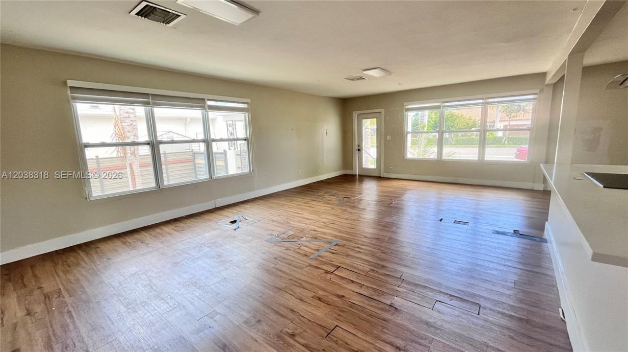 1031 Hollywood Blvd , Hollywood, FL 33019 Photo
