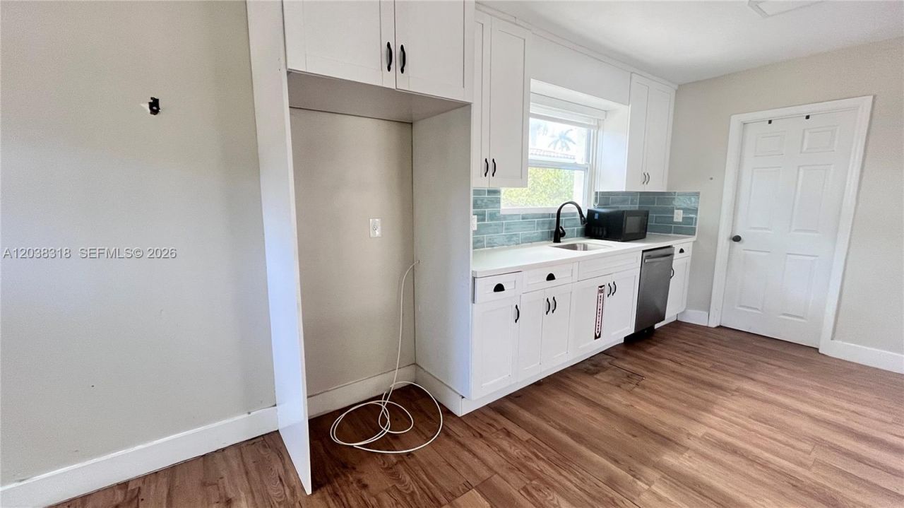 1031 Hollywood Blvd , Hollywood, FL 33019 Photo