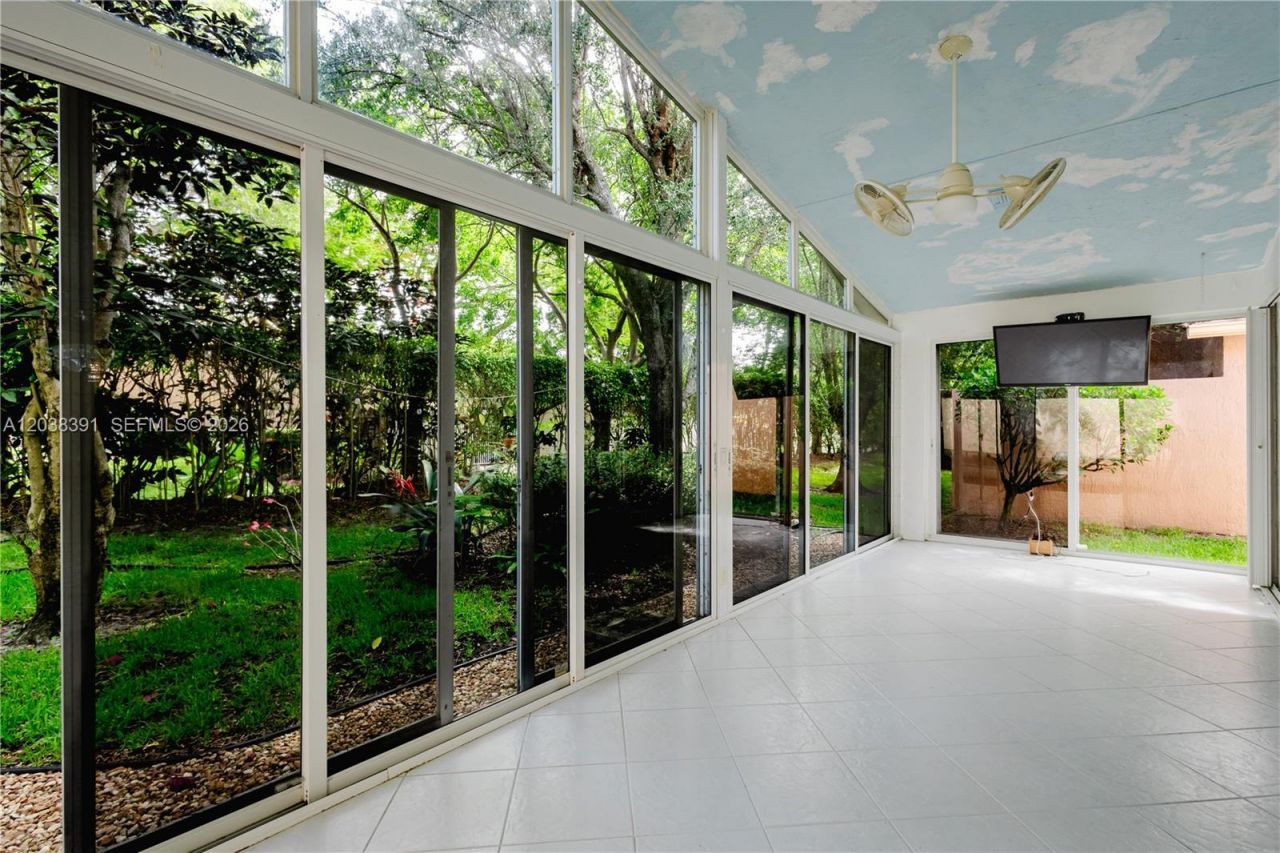 7577 Caprio Dr, Boynton Beach, FL 33472 Photo