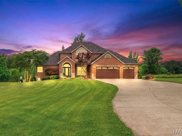 29401 Old Cotton Road , Foristell, MO 63348