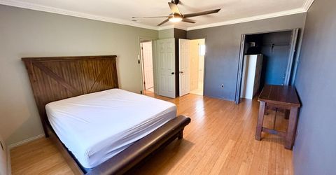 1301 Idaho Avenue, Silver Springs, NV 89429 Photo