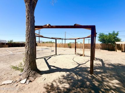 1301 Idaho Avenue, Silver Springs, NV 89429 Photo