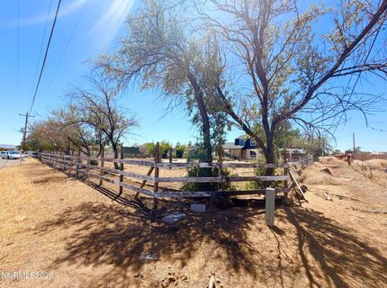 1301 Idaho Avenue, Silver Springs, NV 89429 Photo