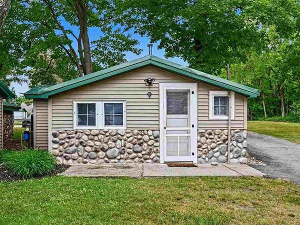 5124 #9 Beechwood Avenue, Unit 9, Gaylord, MI 49735