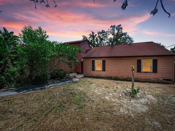 1200 E COURT STREET , TARPON SPRINGS, FL 34689