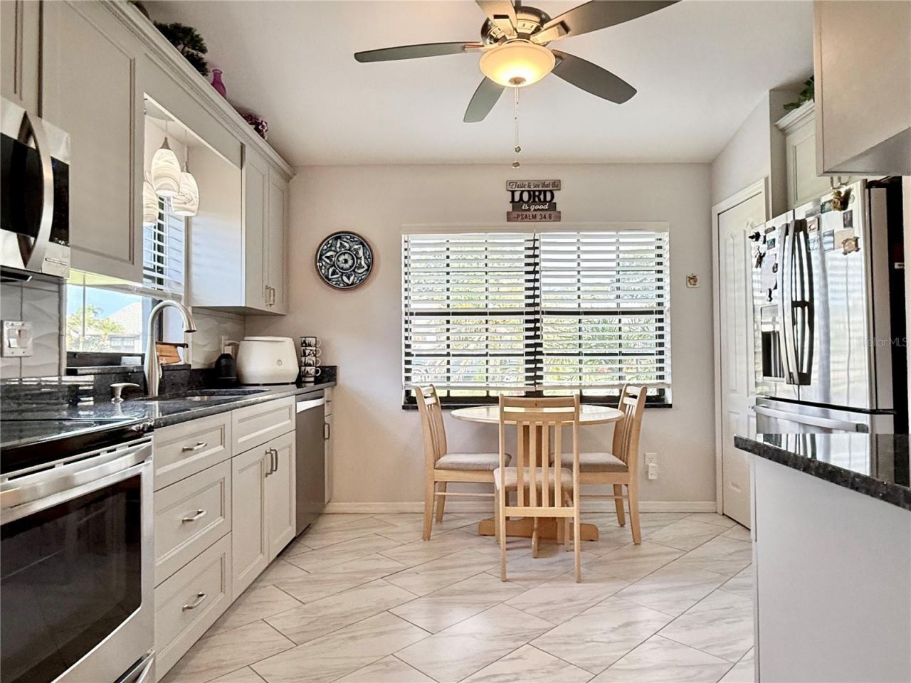 1742 W Orangewood Place , Avon Park, FL 33825 Photo