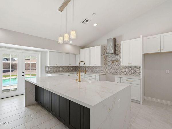 1067 E Sequoia Dr Drive, Phoenix, AZ 85024
