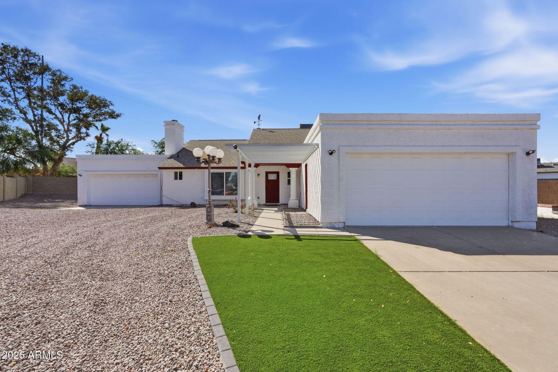 1067 E Sequoia Drive, Phoenix, AZ 85024 Main Photo