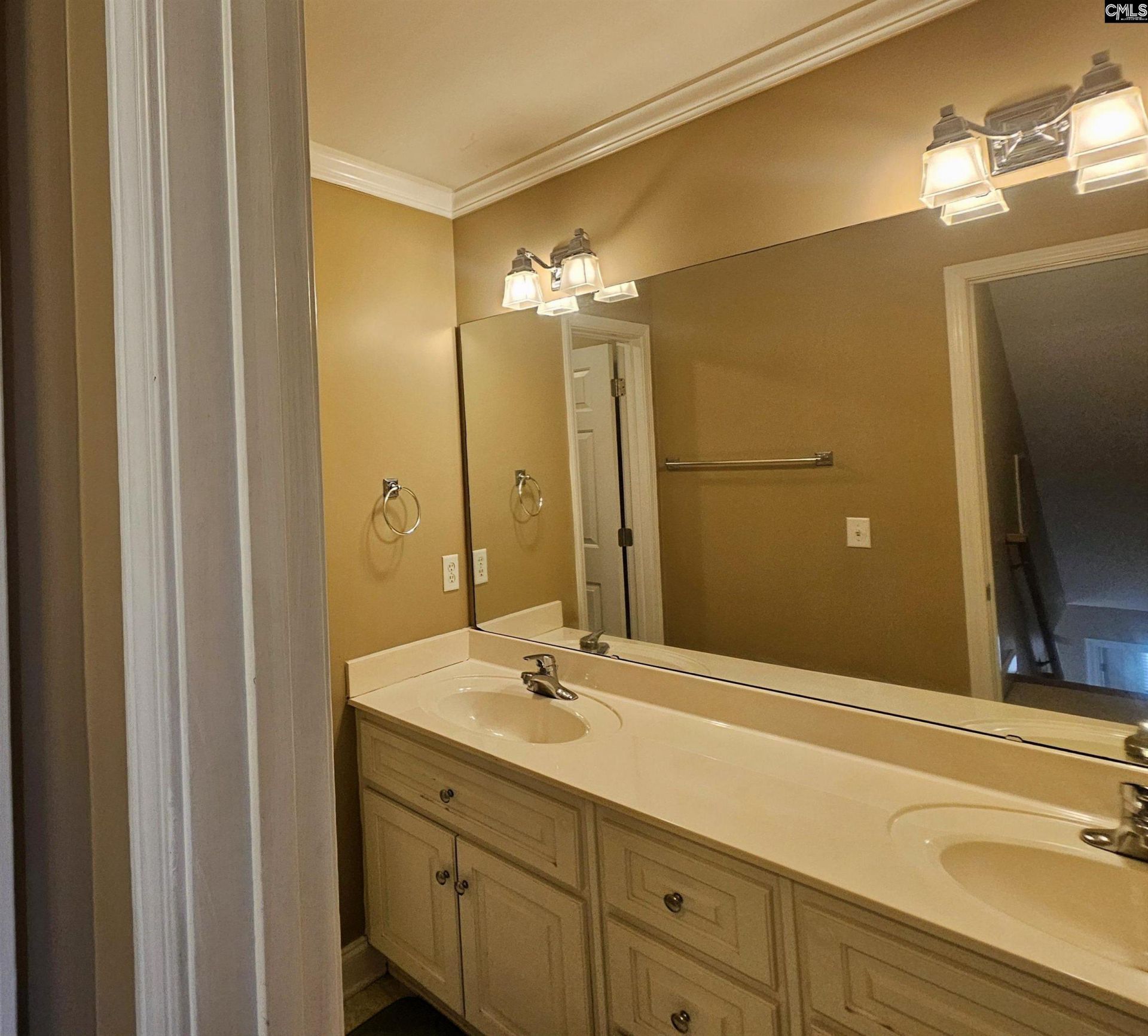 106 Arbor Place Drive  Photo 33