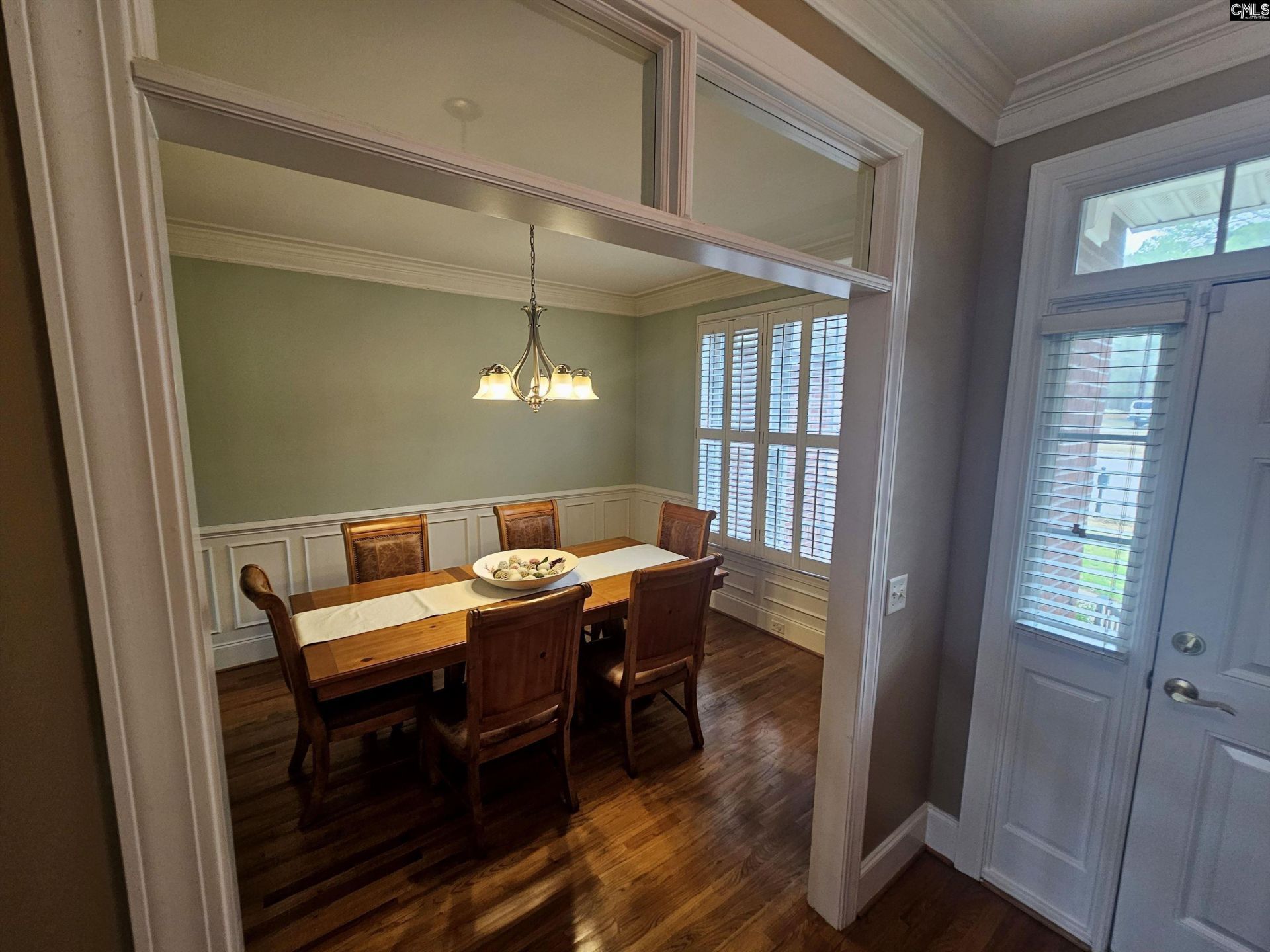 106 Arbor Place Drive  Photo 4
