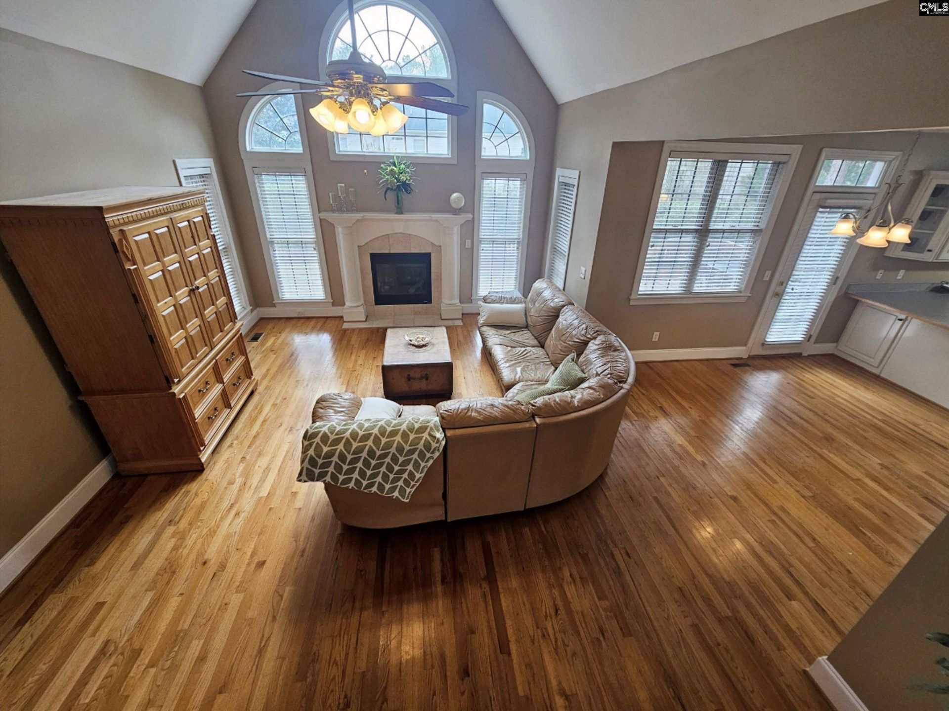 106 Arbor Place Drive  Photo 7
