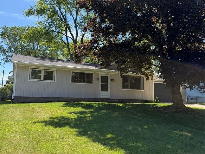 13187 Yager Drive, Strongsville, OH 44149 Photo 2