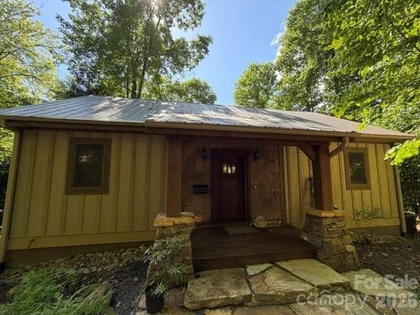 47 Falls Crossing Road , Burnsville, NC 28714