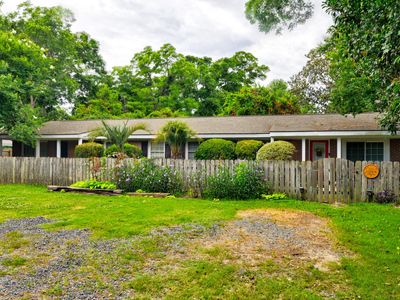 1521 Brookbank Avenue, Charleston, SC 29412