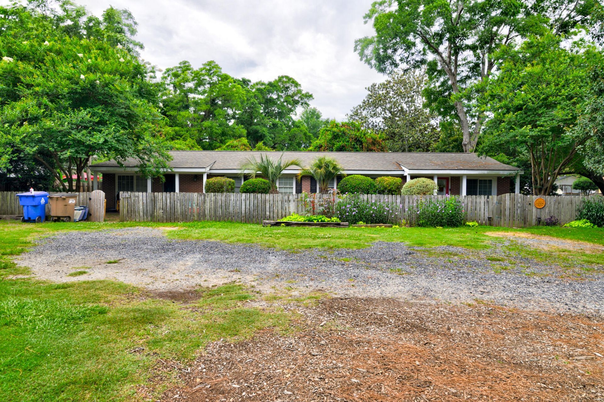1521 Brookbank Avenue Photo 26